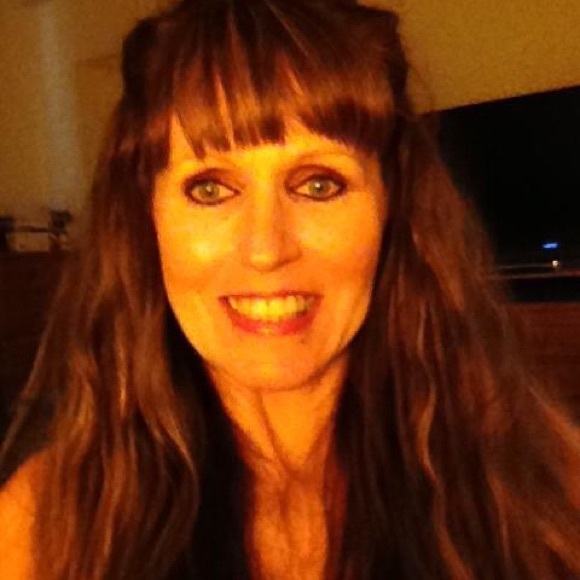 Meet your Posher, Dory - Picture 1 of 1